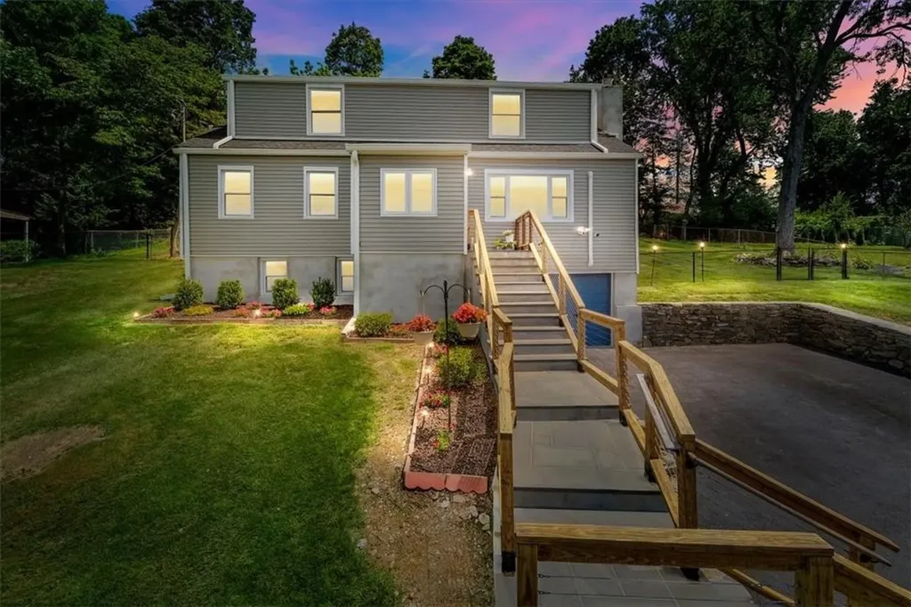 44 Longview Avenue Poughkeepsie NY 12603