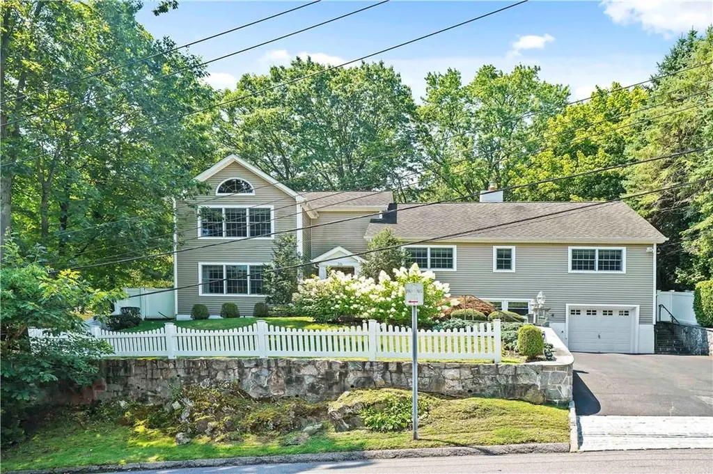36 Mountainview Avenue Ardsley NY 10502