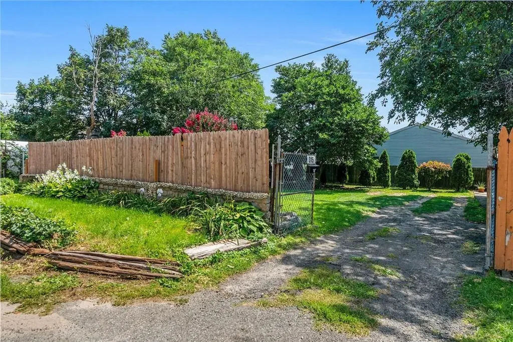 315 Harding Park Bronx NY 10473