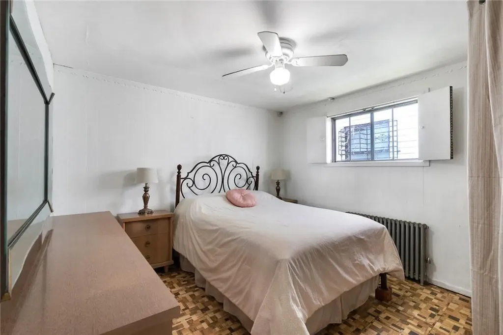 315 Harding Park Bronx NY 10473