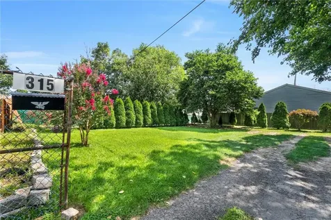 315 Harding Park Bronx NY 10473
