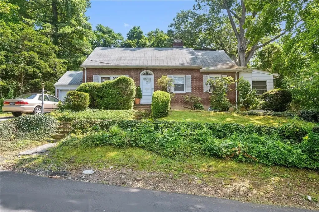 22 Westminster Drive Yonkers NY 10710