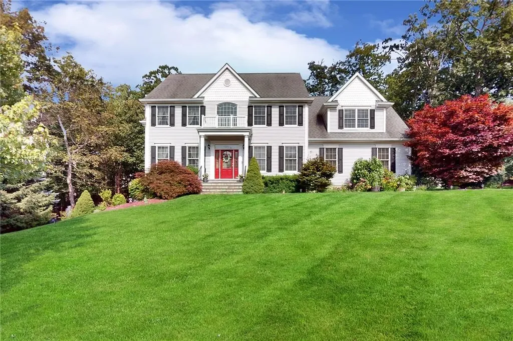 39 Sprucetop Drive Mahopac NY 10541