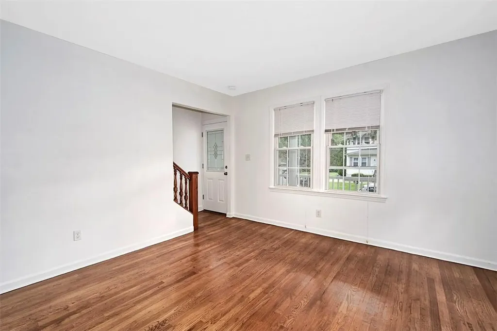 9 Elm Street Chappaqua NY 10514