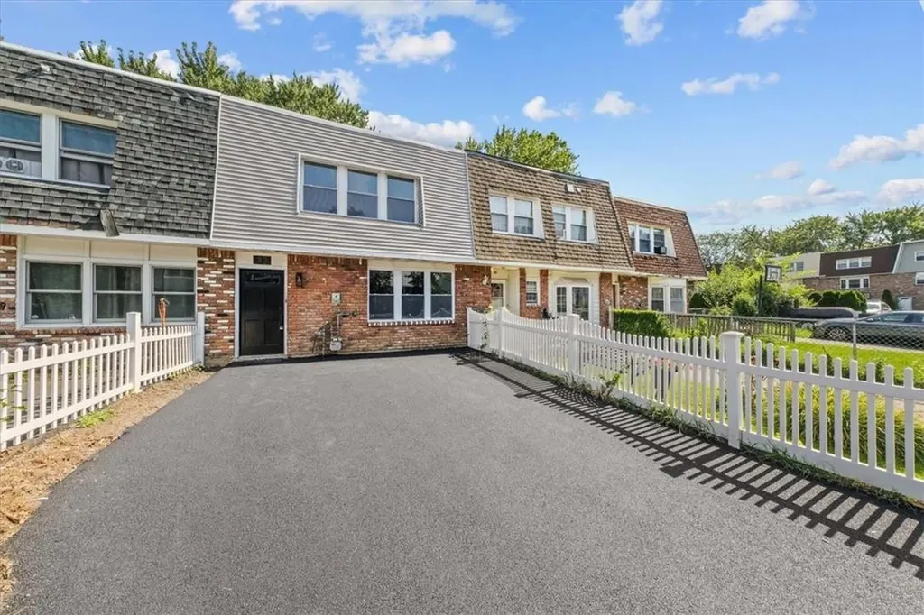 33 Cindy Lane Middletown NY 10941