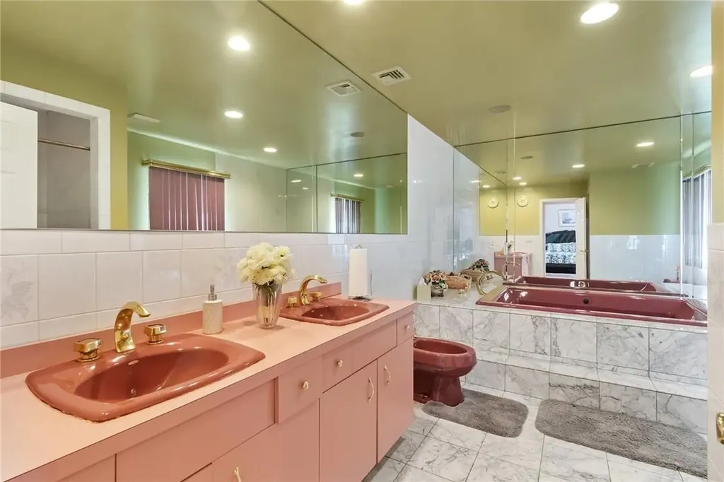 25 Woodside Avenue Elmsford NY 10523