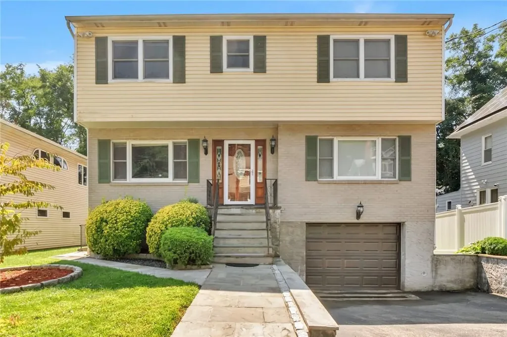 25 Woodside Avenue Elmsford NY 10523