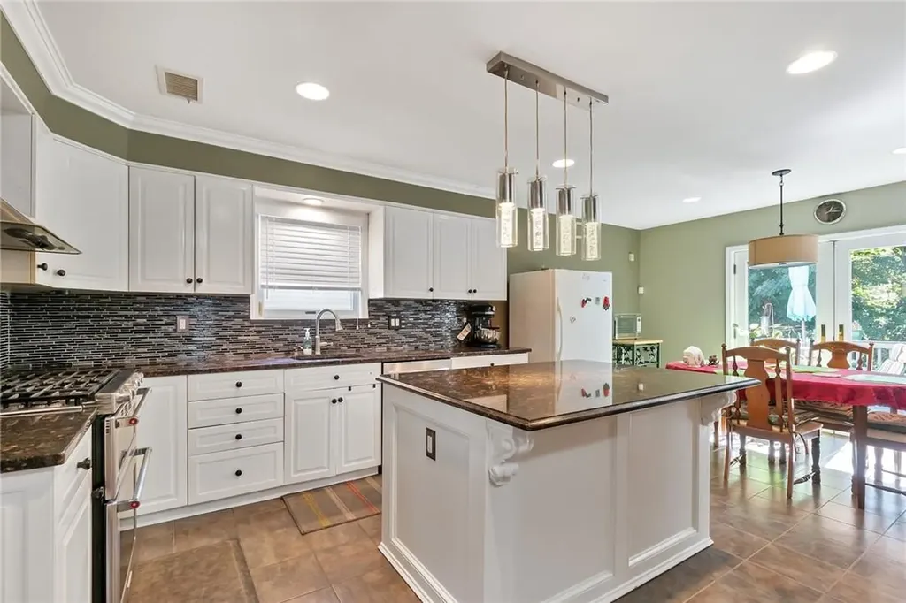 25 Woodside Avenue Elmsford NY 10523