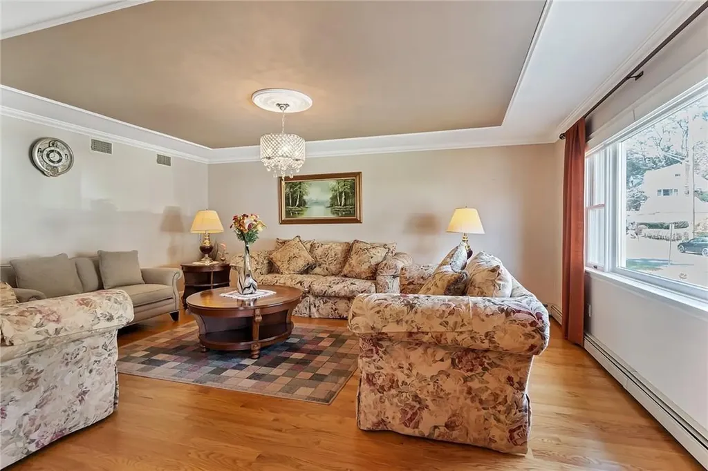 25 Woodside Avenue Elmsford NY 10523