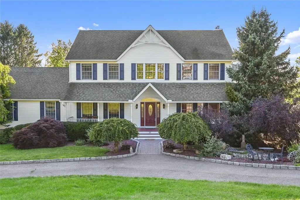 89 Sunset Drive Patterson NY 12563
