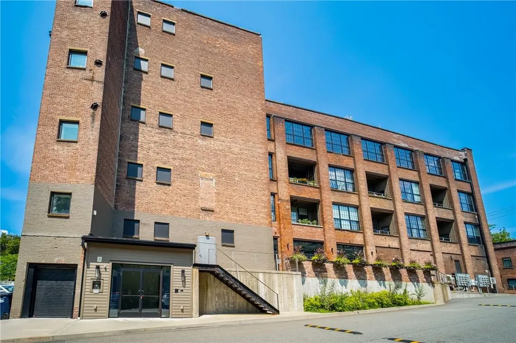 1 E Main Street Beacon NY 12508