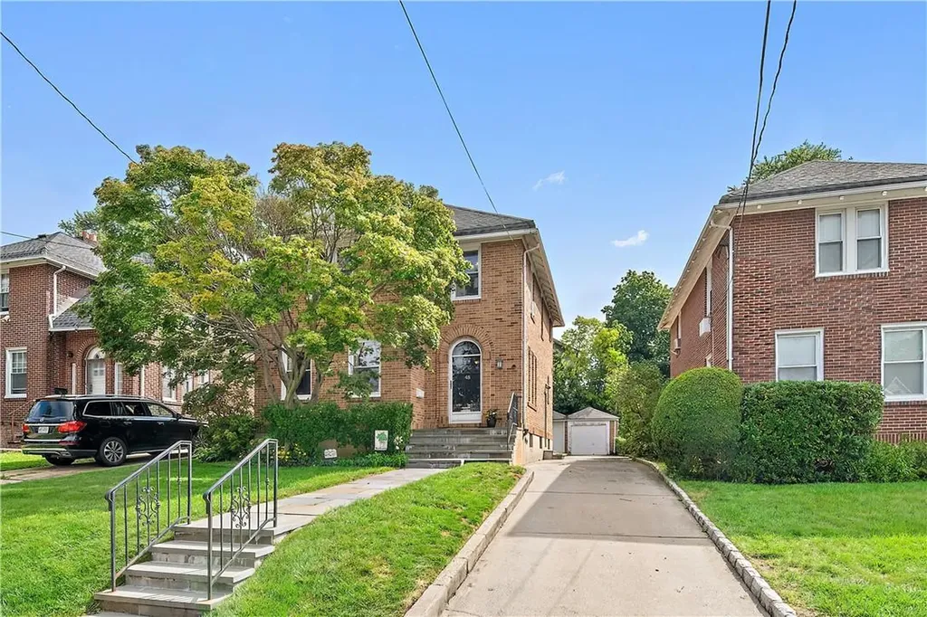 48 Devoe Avenue Yonkers NY 10705