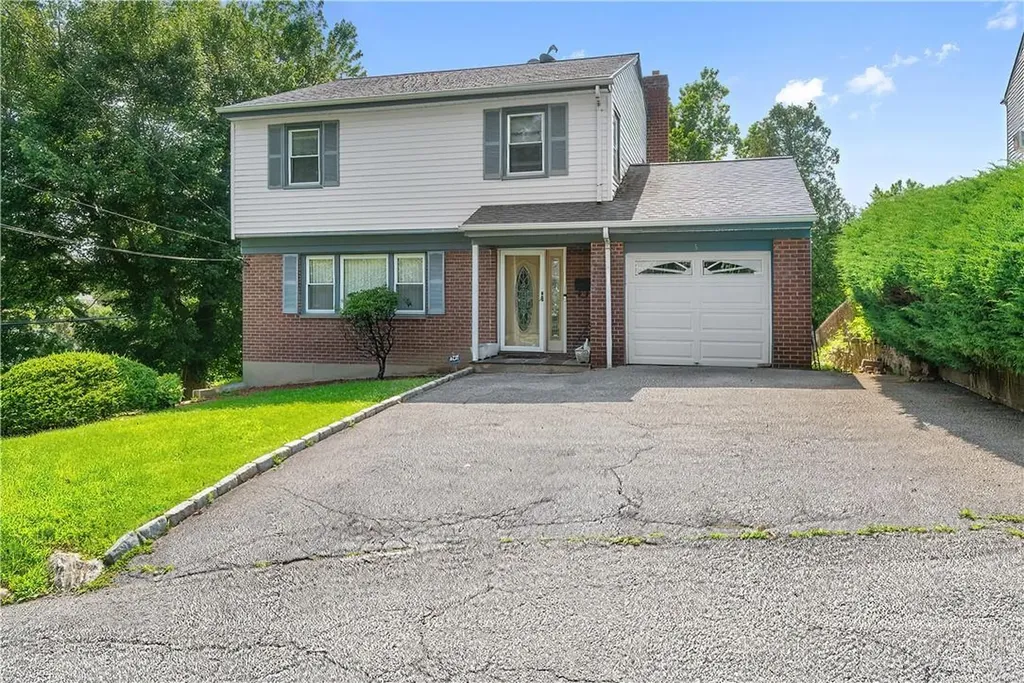 5 Argyle Terrace Yonkers NY 10701