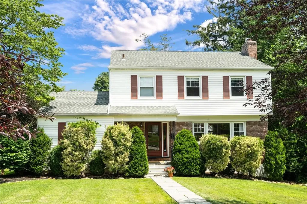 1 Norma Place Scarsdale NY 10583