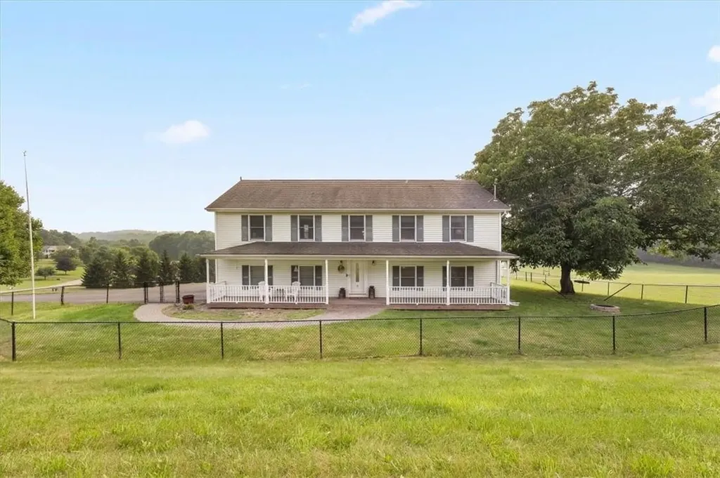 2 Mill Pond Road Marlboro NY 12542