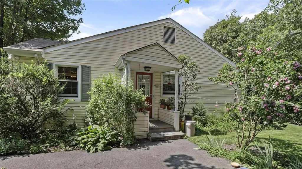 17 Mangin Road Monroe NY 10950