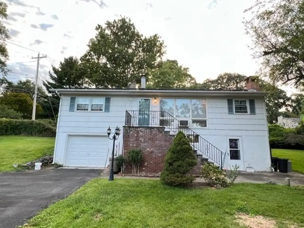 19 Chestnut Street Stony Point NY 10980