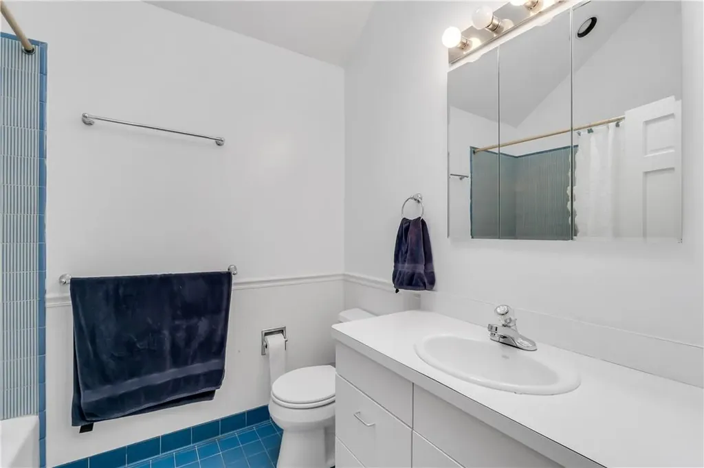 68 North Street Harrison NY 10528