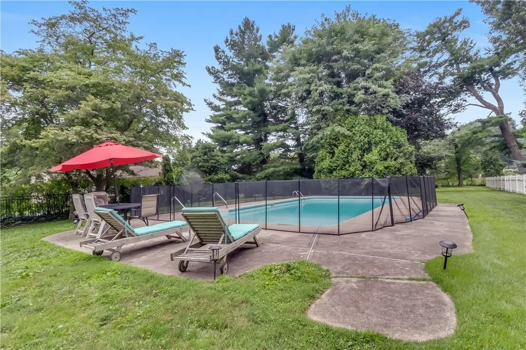 68 North Street Harrison NY 10528