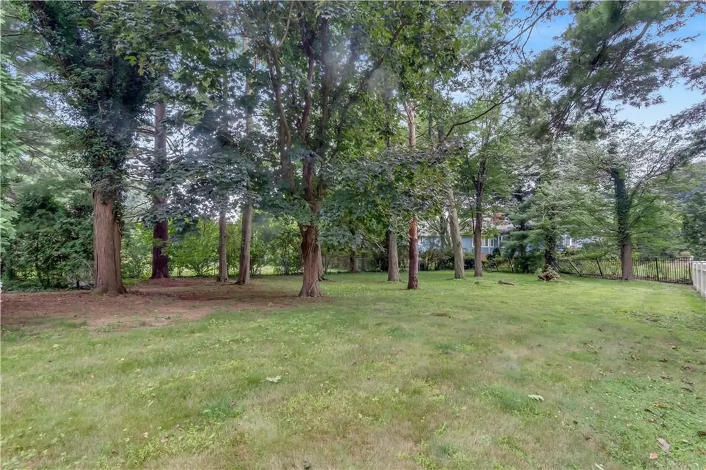 68 North Street Harrison NY 10528
