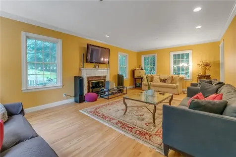 68 North Street Harrison NY 10528