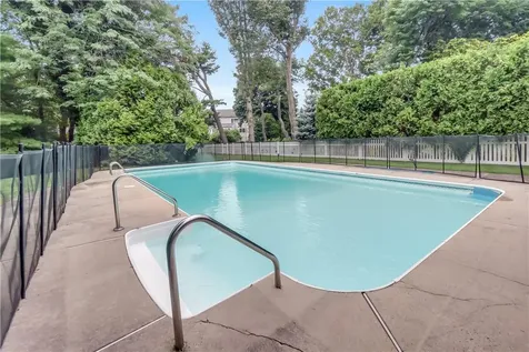68 North Street Harrison NY 10528