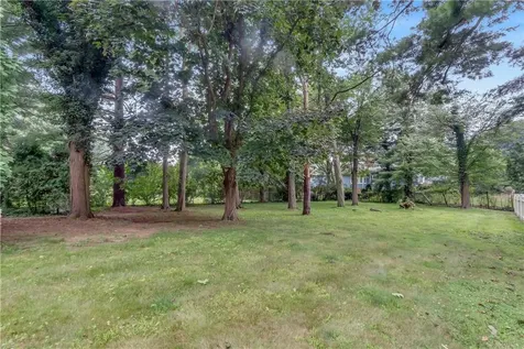 68 North Street Harrison NY 10528