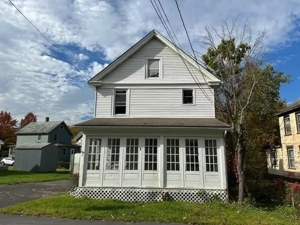 7 Frost Lane Cornwall NY 12518