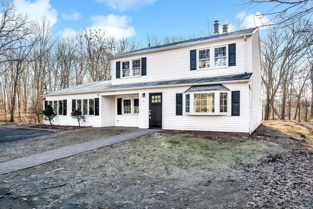 22 Stately Oaks Cornwall NY 12518