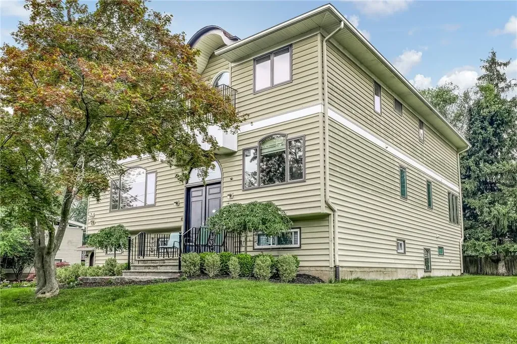 79 S Southgate Drive Spring Valley NY 10977