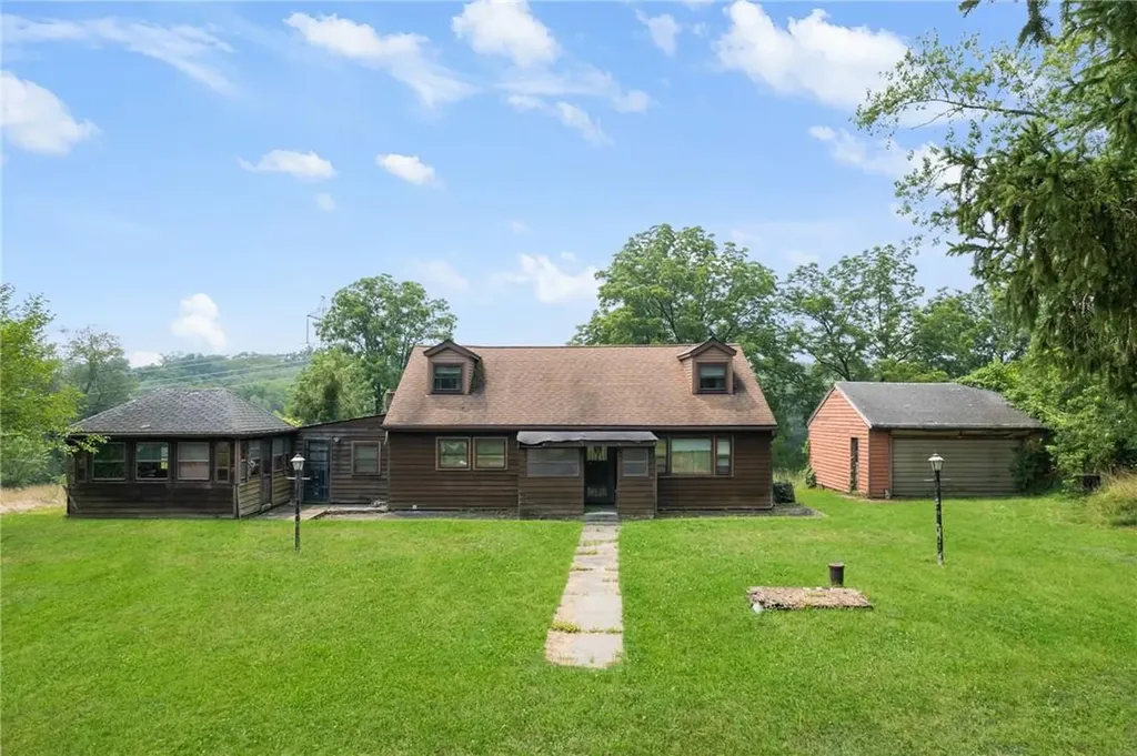 95 Marshall Road Salt Point NY 12578