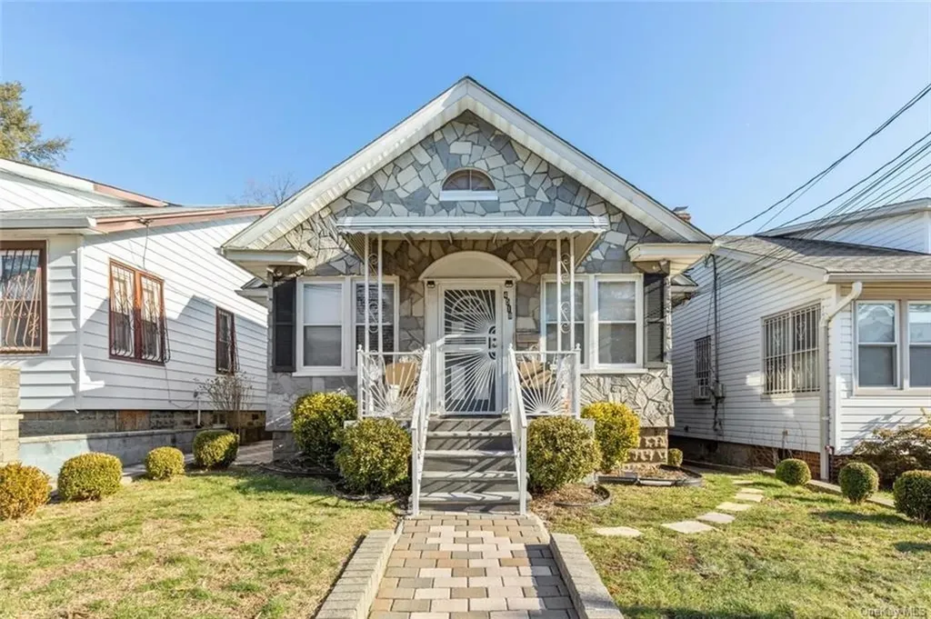 4518 Wilder Avenue Bronx NY 10466