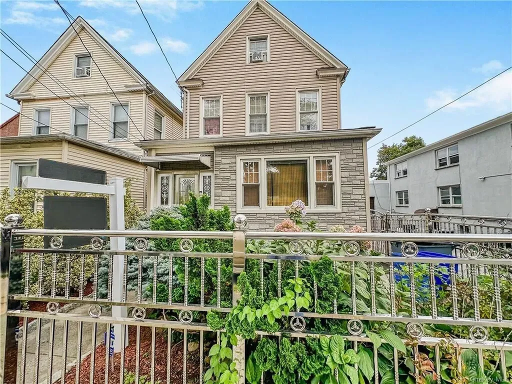 137 N 6th Avenue Mount Vernon NY 10550