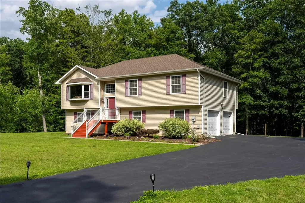 80 Glen Rock Circle Highland NY 12528