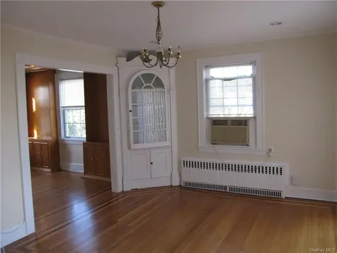 1305 Park Avenue Mamaroneck NY 10543