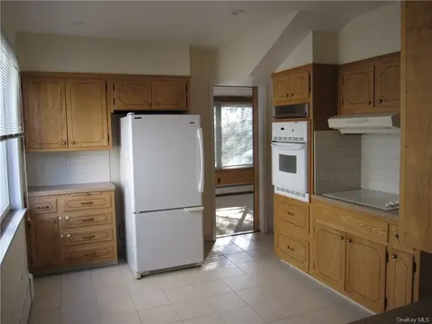 1305 Park Avenue Mamaroneck NY 10543