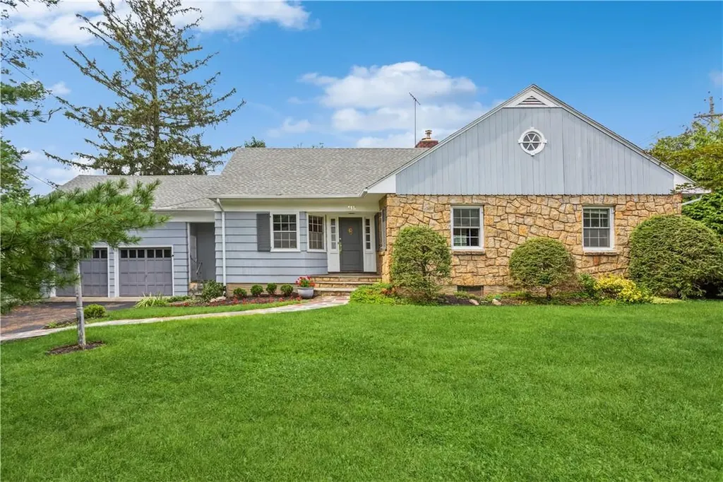 115 Rosehill Avenue New Rochelle NY 10804