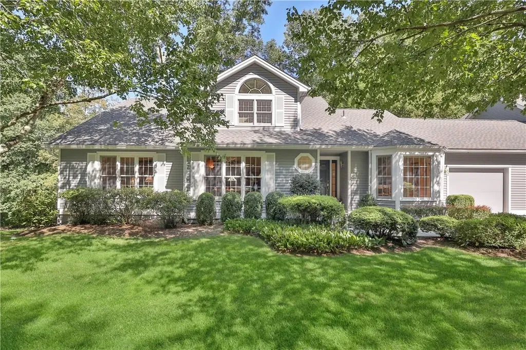 52 Old Town Crossing Mount Kisco NY 10549