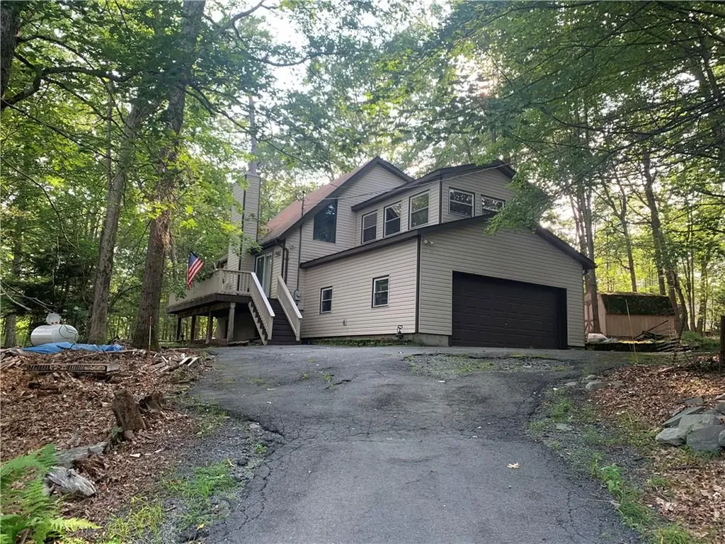 127 Morgan Court Milford PA 18337