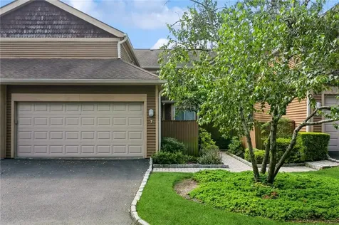 7 Indian Hill Road New Rochelle NY 10804