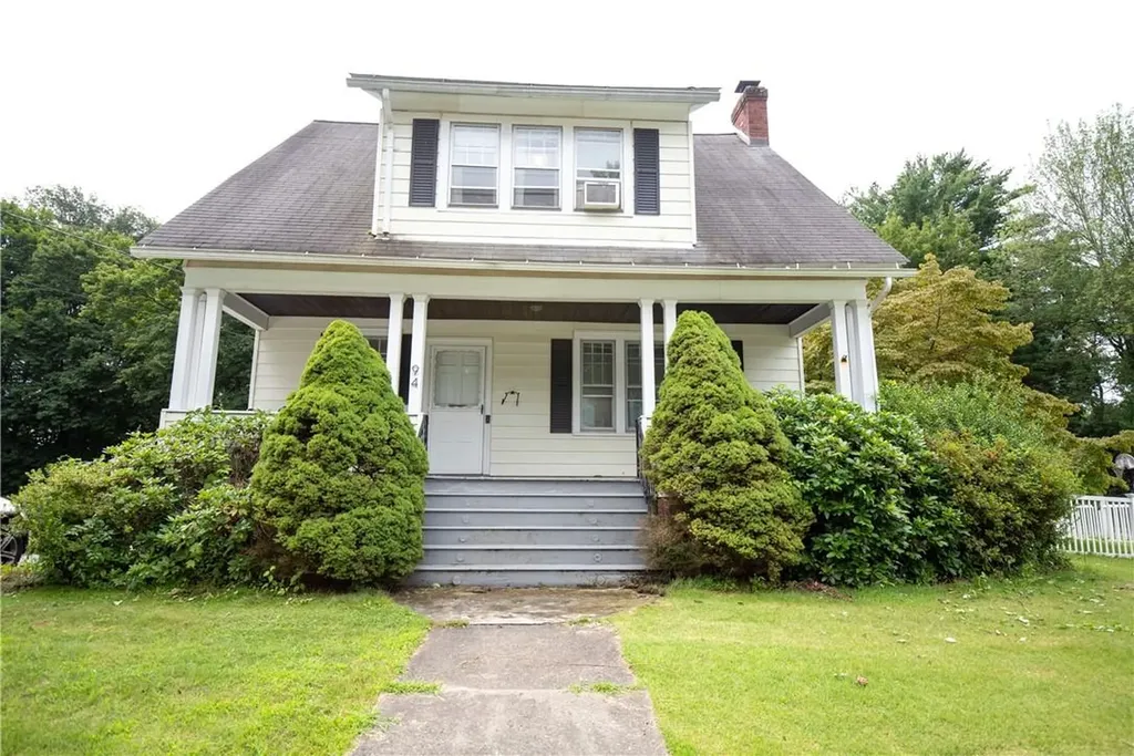 94 E Cedar Street Poughkeepsie NY 12601