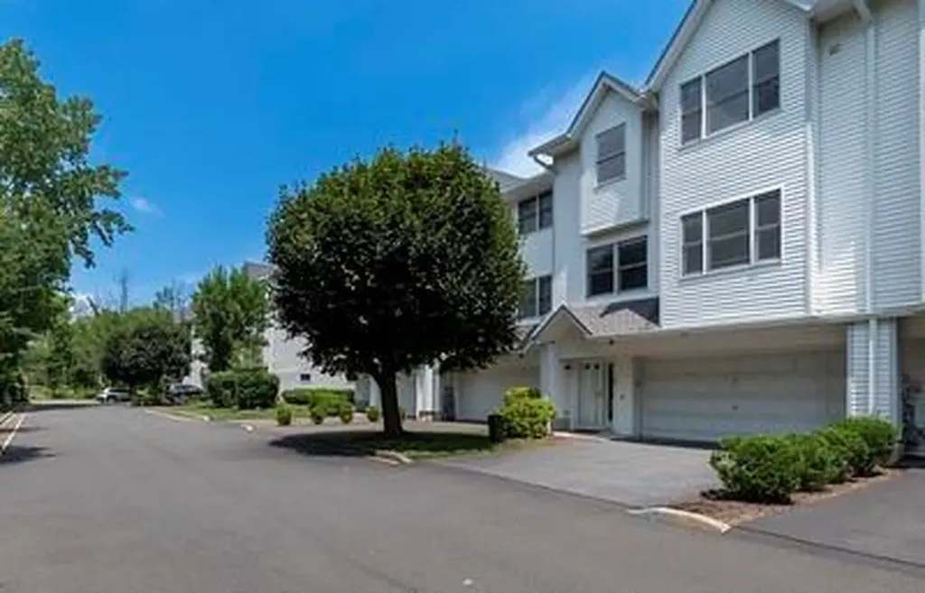 32 Austin Douglas Way Congers NY 10920
