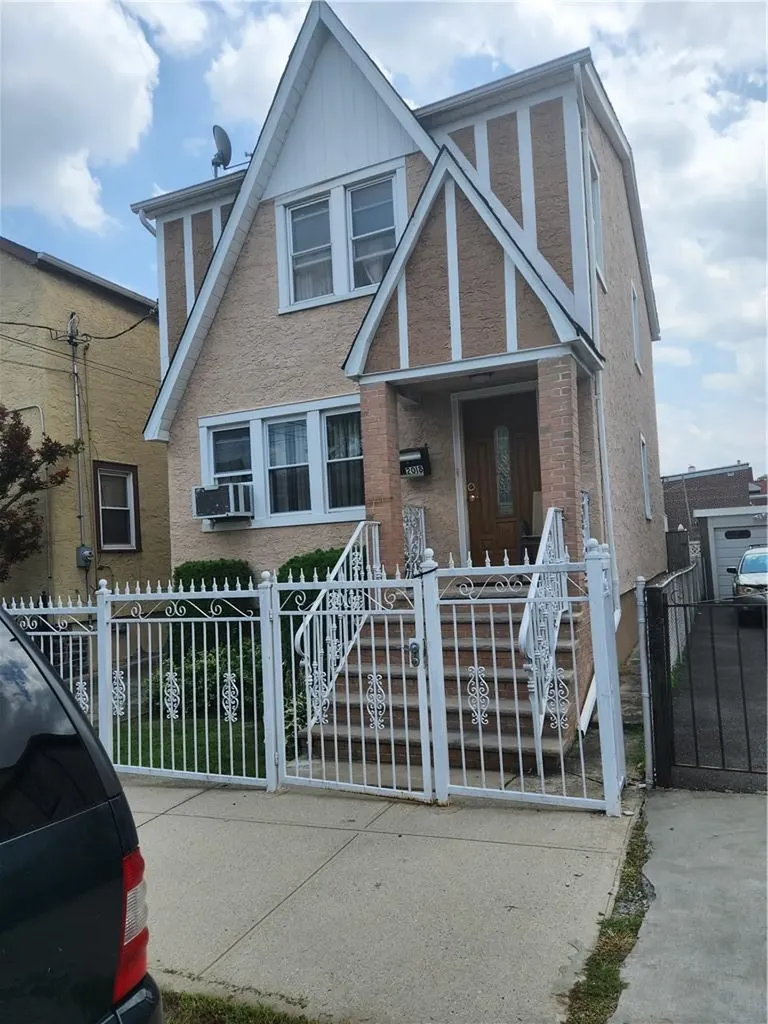 2018 Camp Street Bronx NY 10466