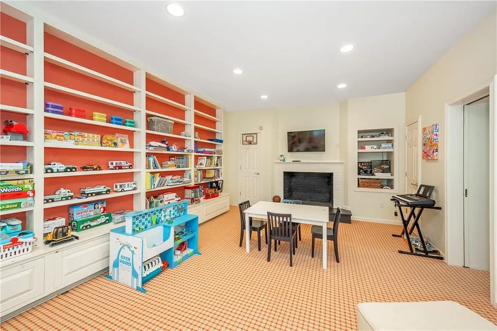 362 Woodlands Road Harrison NY 10528