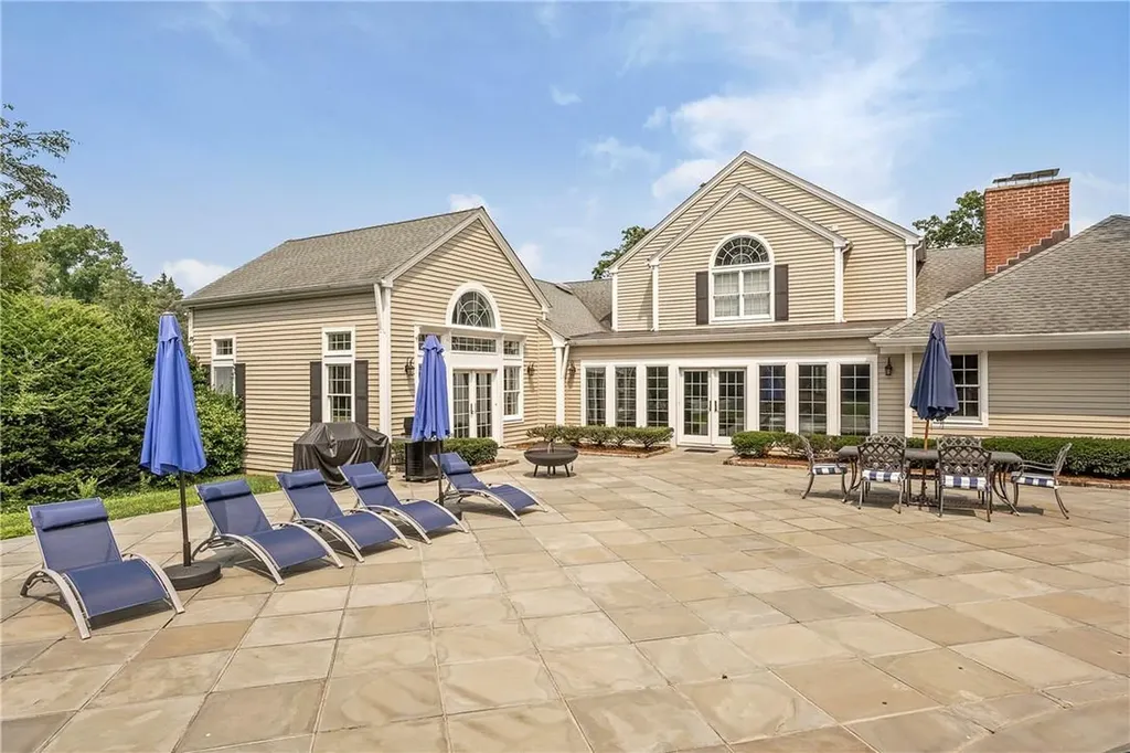 362 Woodlands Road Harrison NY 10528