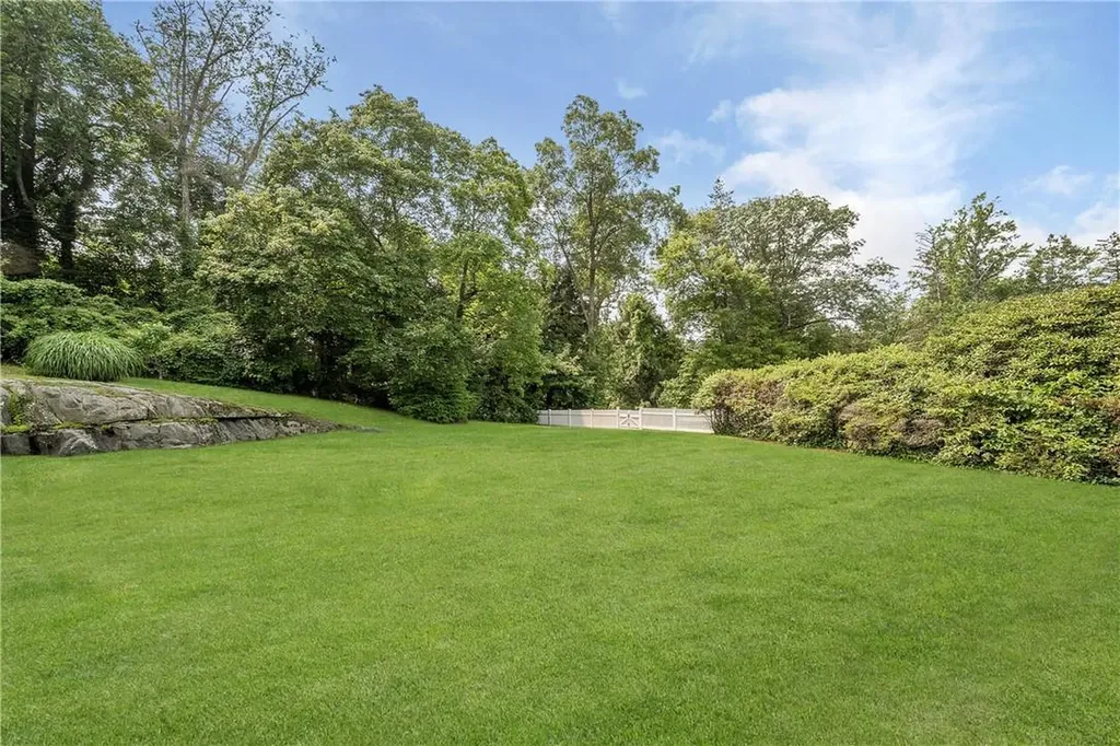 362 Woodlands Road Harrison NY 10528