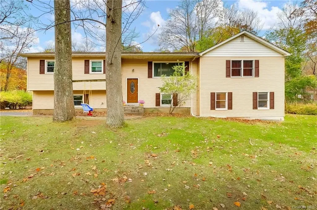 6 Tulip Lane Suffern NY 10901