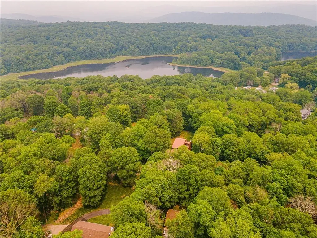 13 Hickory Lane Pawling NY 12564