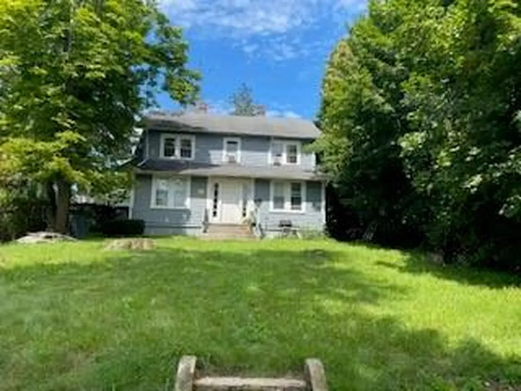 319 Roosevelt Avenue Spring Valley NY 10977