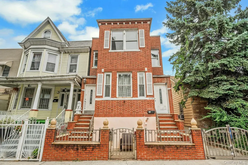 2798 Pond Place Bronx NY 10458
